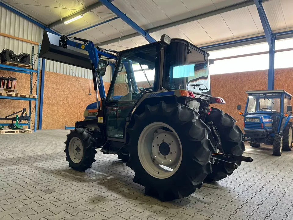 Kleintraktor Iseki Geas333 / TG333 von der Seite