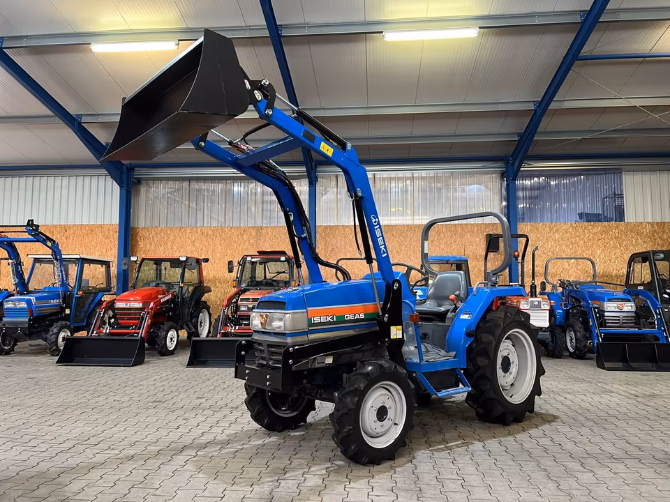 Kleintraktor Iseki Geas253