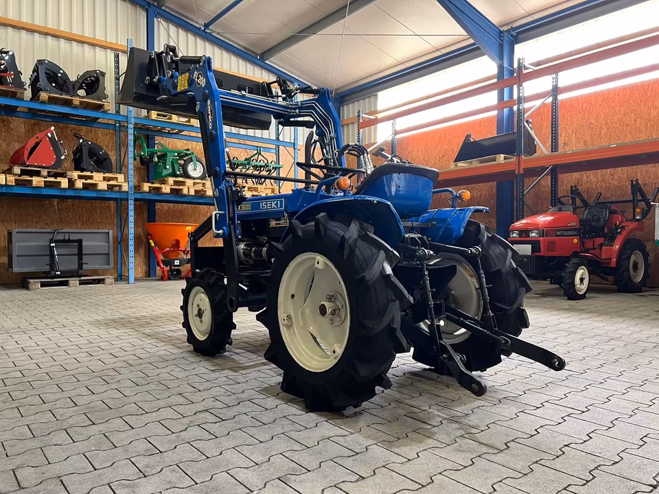 Kleintraktor Iseki TX1500 von hinten