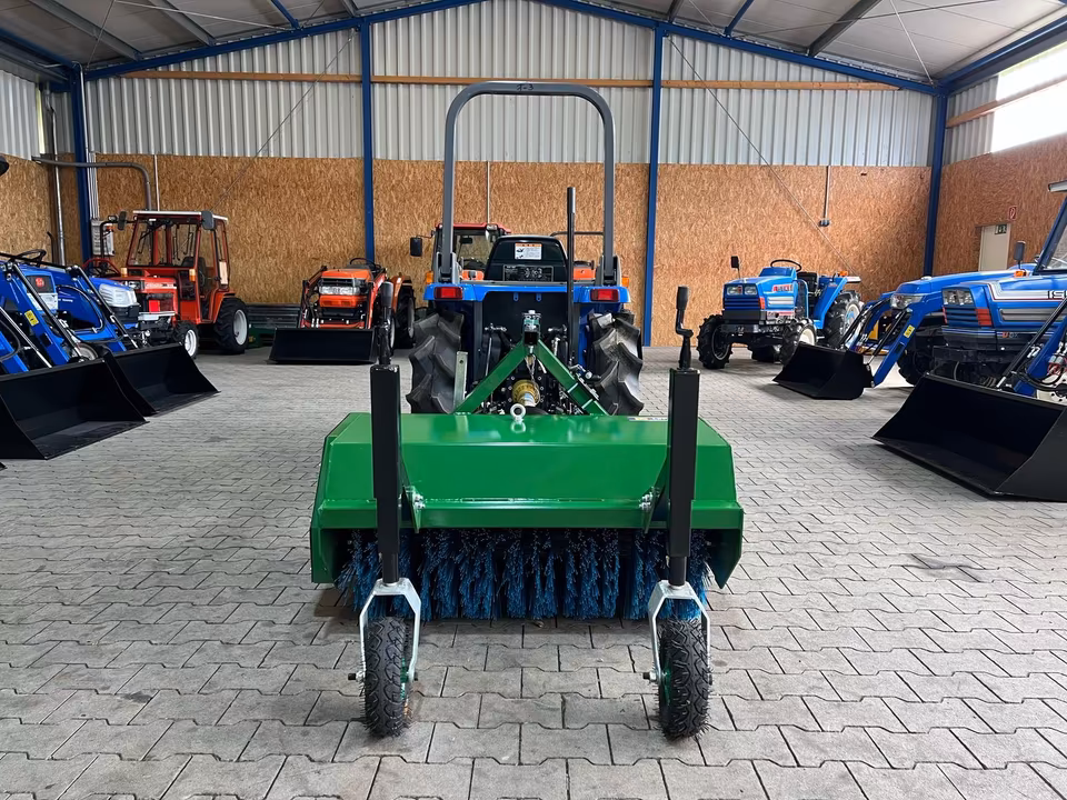 Kehrmaschine für Kleintraktor
