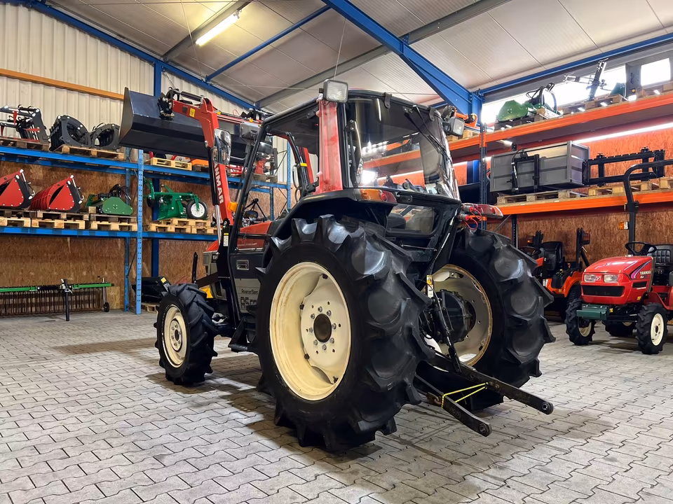 Kleintraktor Yanmar AF33 von hinten