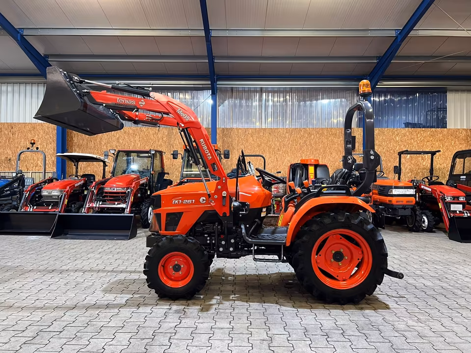 Kleintraktor Kubota EK1-261 von der Seite