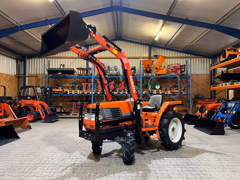 Kleintraktor Kubota GL220