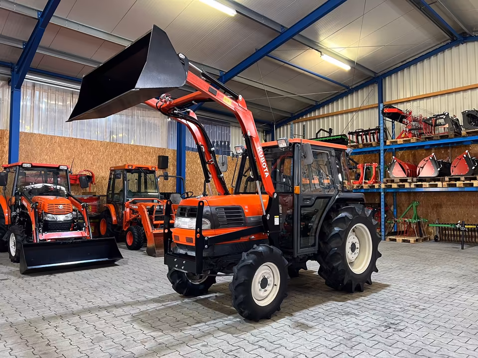 Kleintraktor Kubota GL320