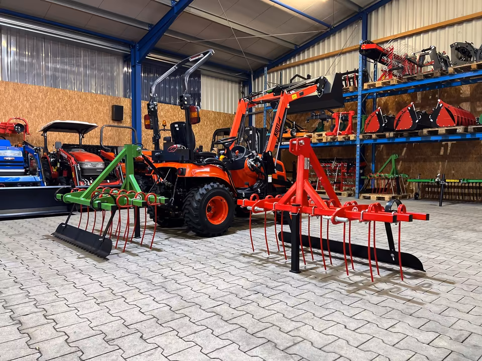 Reitplatzplaner für Kleintraktor