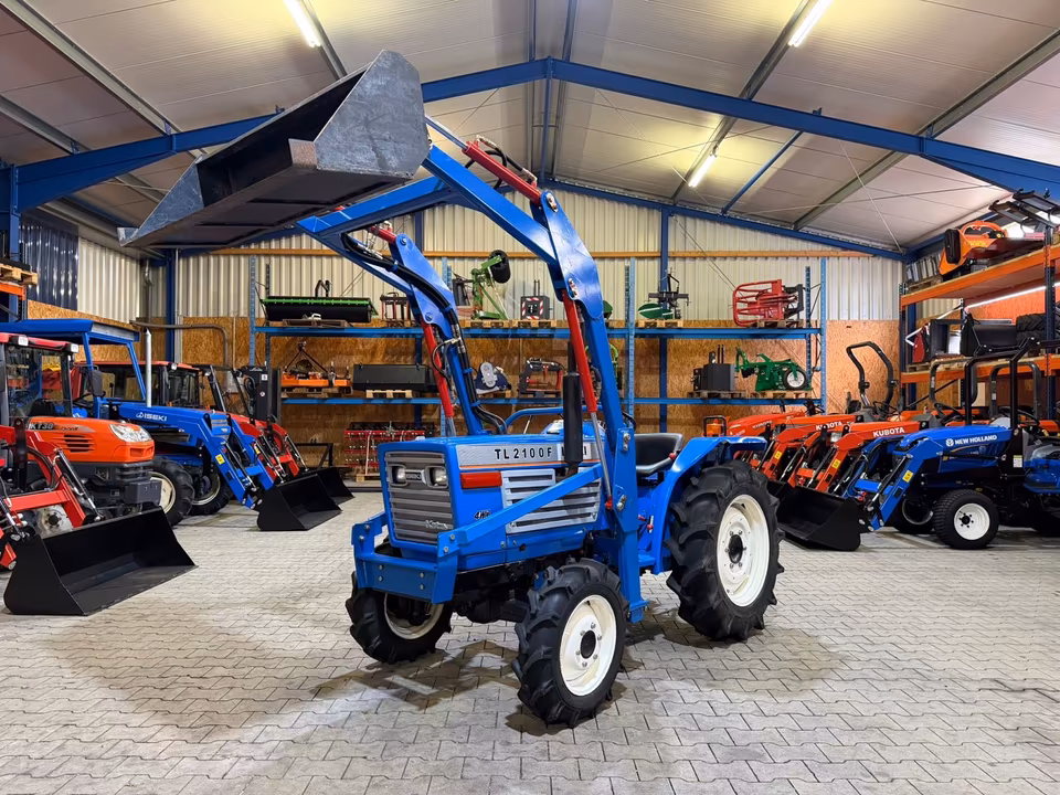 Kleintraktor Iseki TL2100