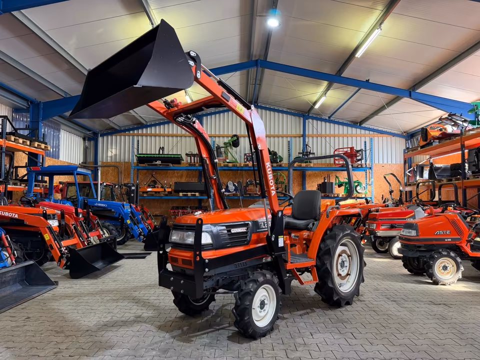 Kleintraktor Kubota GL241