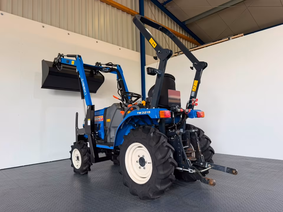 Kleintraktor Iseki TM3217 von hinten
