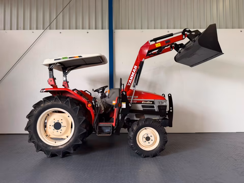 Kleintraktor Yanmar US301 von der Seite